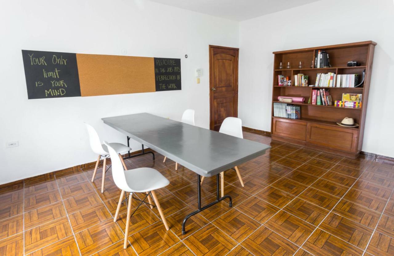 Casa Flamingo Lejlighed Valladolid  Eksteriør billede
